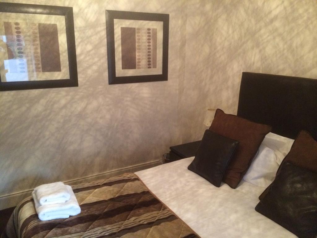 The Spinnaker Hotel Гурок Стая снимка