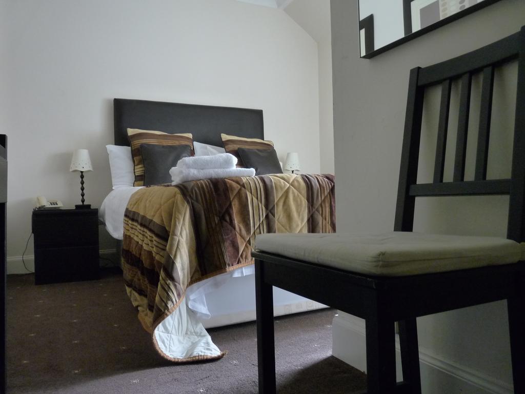 The Spinnaker Hotel Гурок Стая снимка