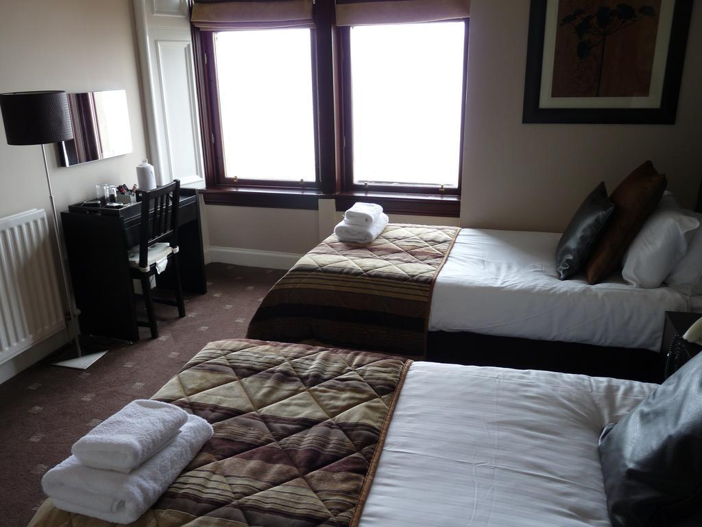 The Spinnaker Hotel Гурок Стая снимка
